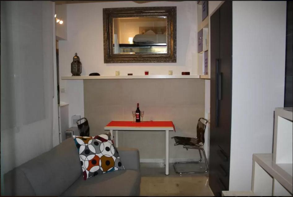 Estudio En El Corazon De Sevilla Extérieur photo